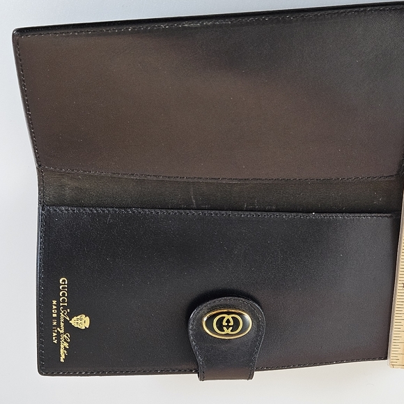 Vintage Gucci checkbook wallet - Picture 7 of 8